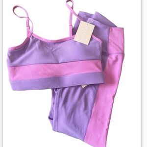 Wilo The Label Ribbed Color Block
Activewear Set